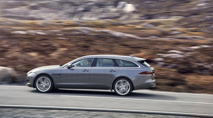  Jaguar XF 2.0d Sportbrake 2017 года  (WW) (фото 6 из 47)